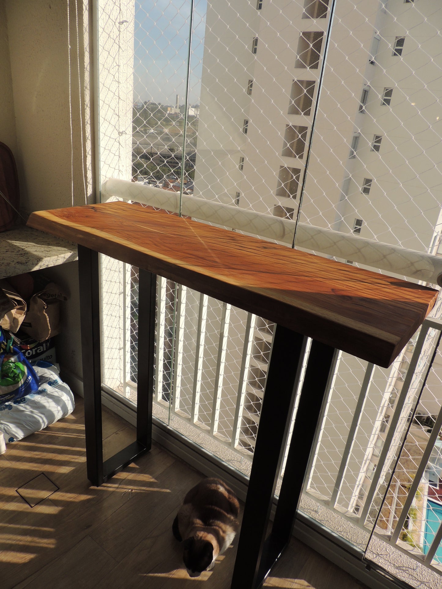 Aparador Decor Rustico em madeira