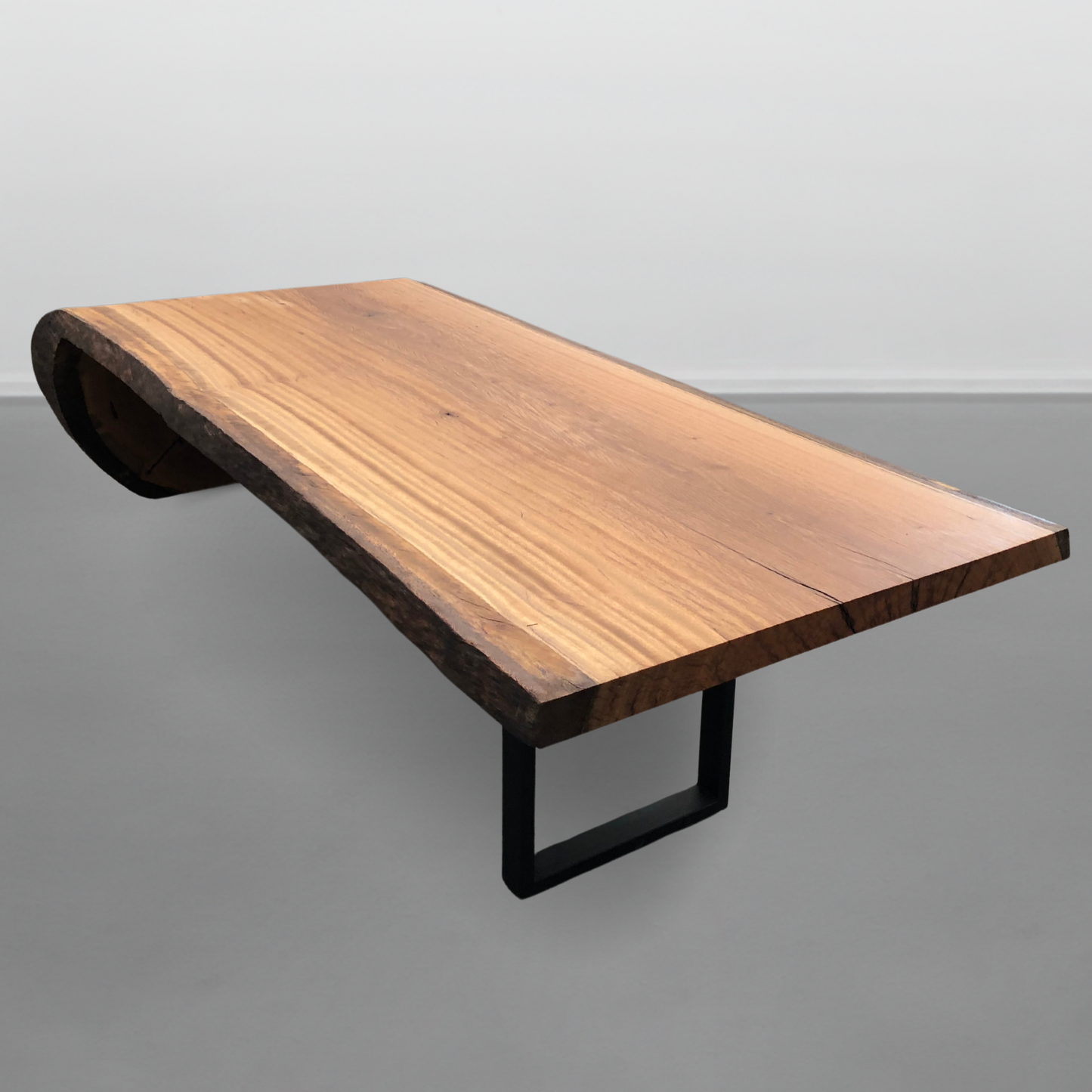 Mesa Curva - 8 Lugares