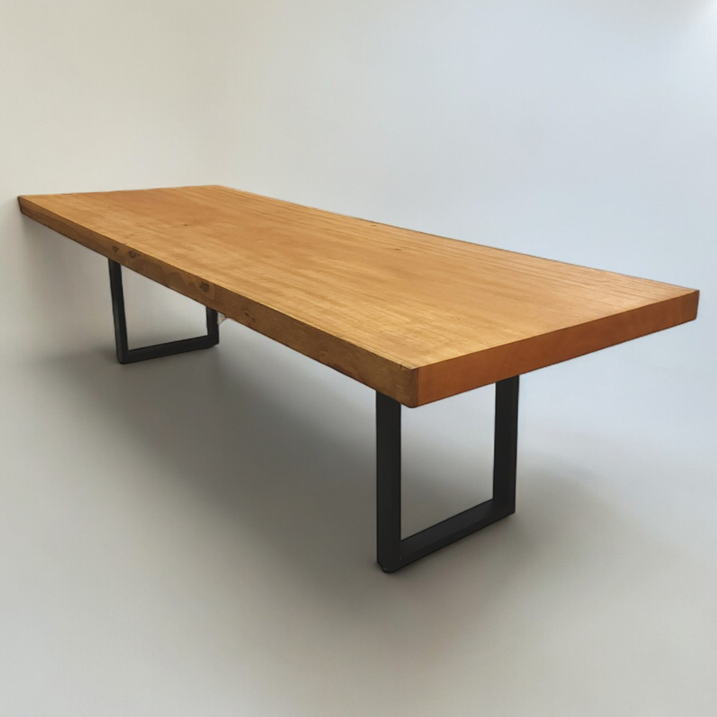 Mesa de Madeira Maciça