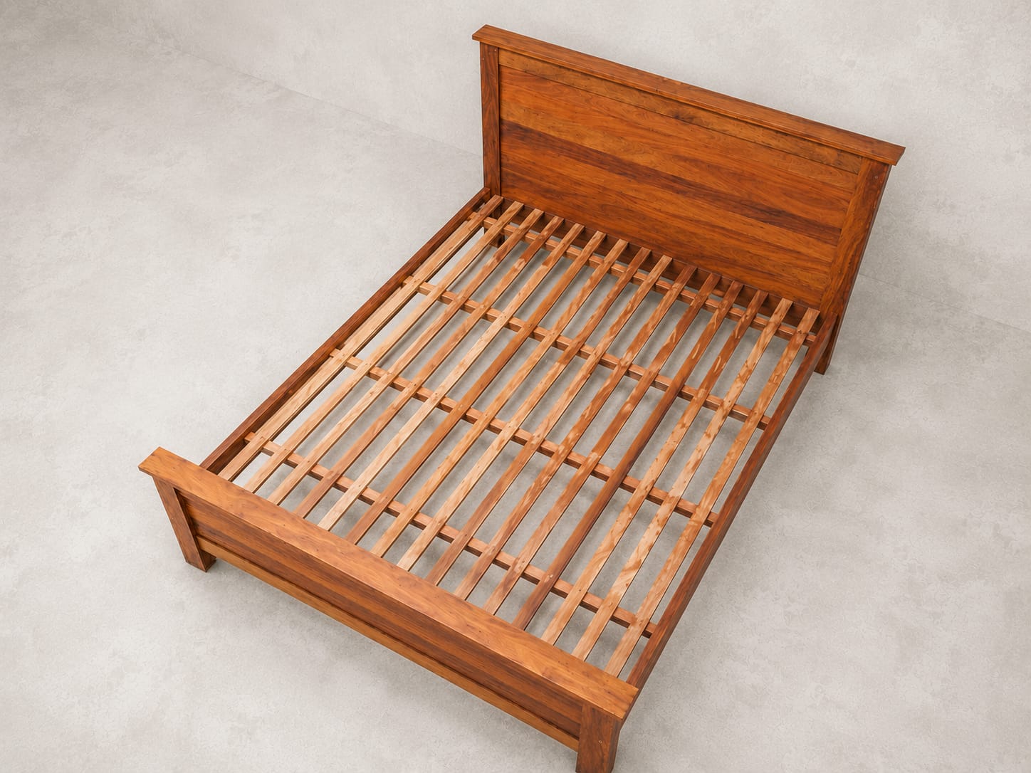 Cama de madeira maciça decor rustico