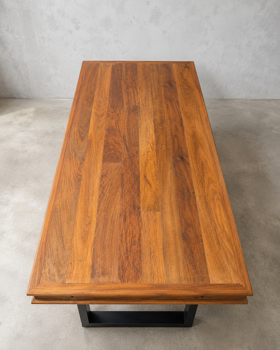 Mesa de Jantar em madeira maciça cerejeira